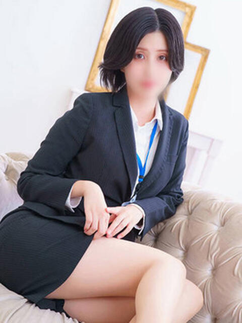 神崎れい e女商事 池袋店（ホテヘル＆デリヘル）