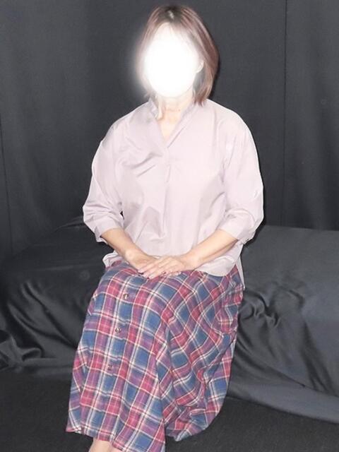 秋山 理子 熟女紹介センター鶯谷店（熟女デリヘル）