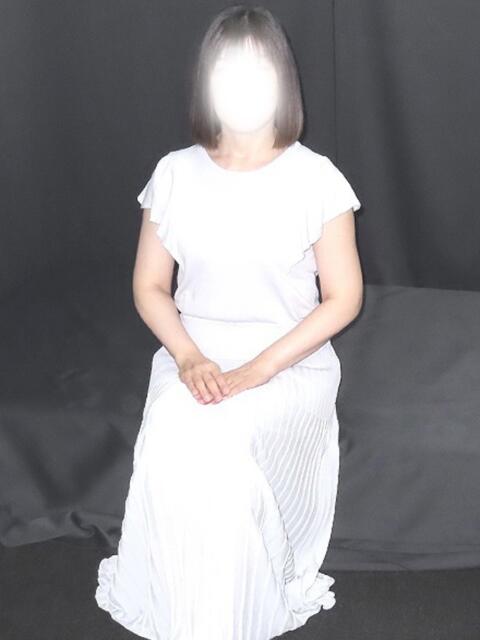 長尾 明美 熟女紹介センター鶯谷店（熟女デリヘル）