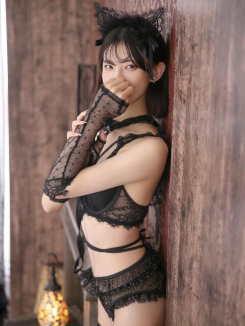 あむ【ご奉仕型】 秒即DE舐めてミント 新宿デリバリー店（痴女・M性感デリヘル）
