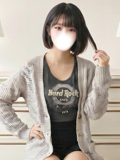 なつき☆細身隠れ巨乳 東京女子大生グランプリ(デリヘル)