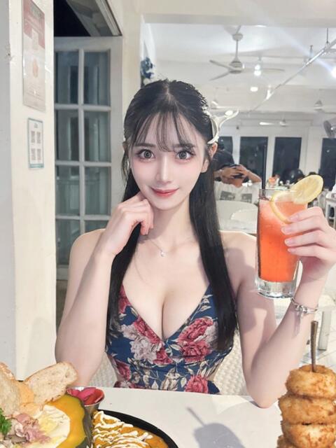 ひすい クラブ バレンタイン大阪（素人美女専門デリヘル）