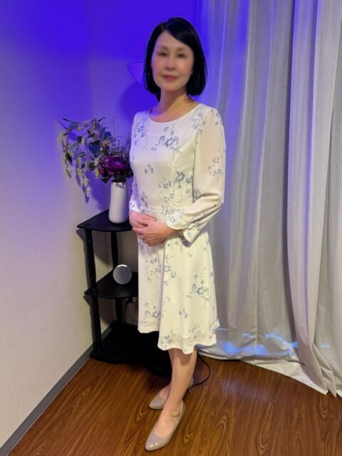 あや しゅうかつ倶楽部(人妻・熟女デリヘル)