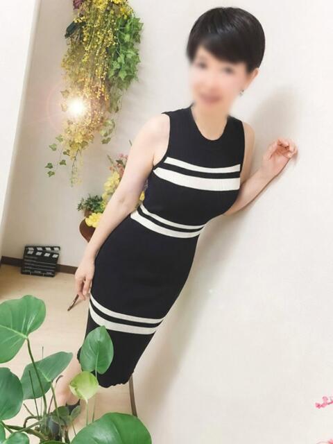ともこ 完熟ばなな錦糸町店(待ち合わせ熟女デリヘル)