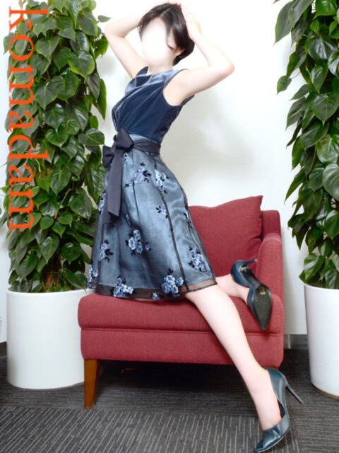 菜七子 東京白金コマダムPremium（清楚系デリヘル）