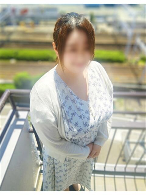 かのん ギン妻パラダイス 十三店(人妻系ホテヘル&デリヘル)