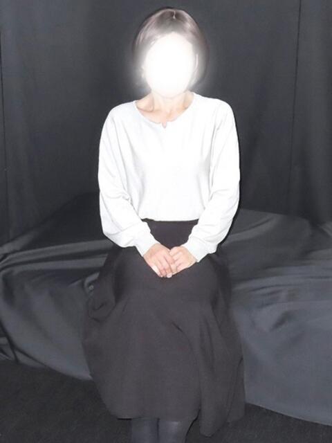 二階堂 春 熟女紹介センター（熟女デリヘル）