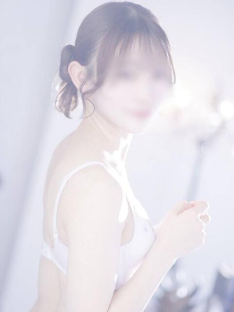 りほ ノーパンエステ!?絶頂させる天使たち（風俗エステ）