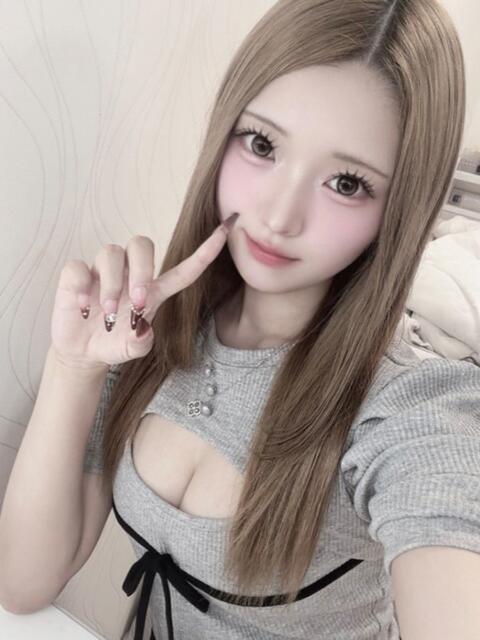 みく クラブ バレンタイン大阪（素人美女専門デリヘル）
