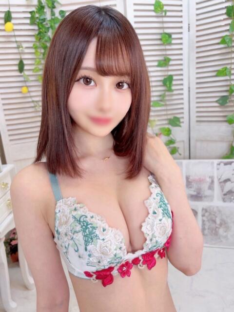 みり Platinum Legend(プラチナムレジェンド)(デリヘル)