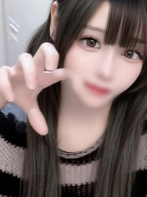夏目しおり ウルトラハピネス(デリヘル)