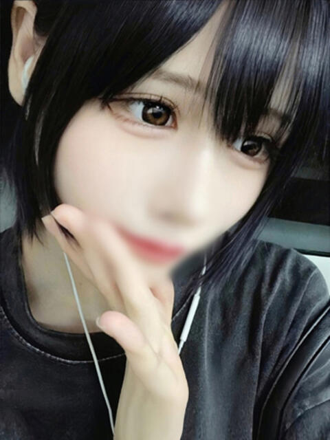 夏目しおり ウルトラハピネス(デリヘル)