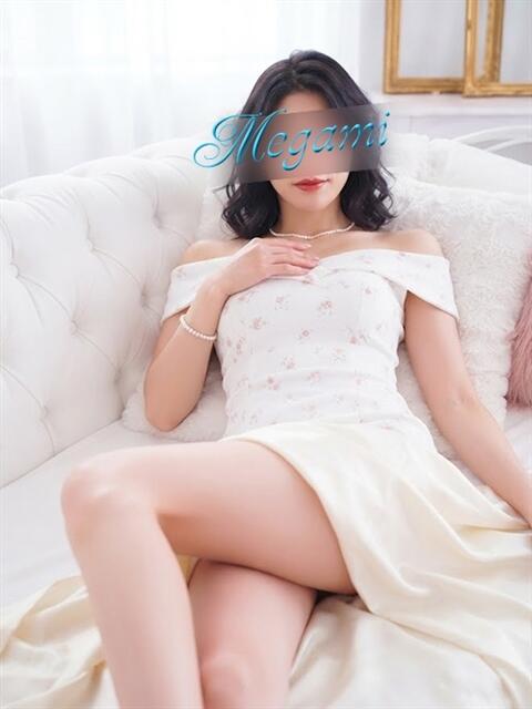 ちはる ~優しい若妻倶楽部~Mrs.女神(人妻デリヘル)