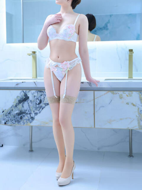 絵奈(えな) グランドオペラ福岡（高級デリヘル）