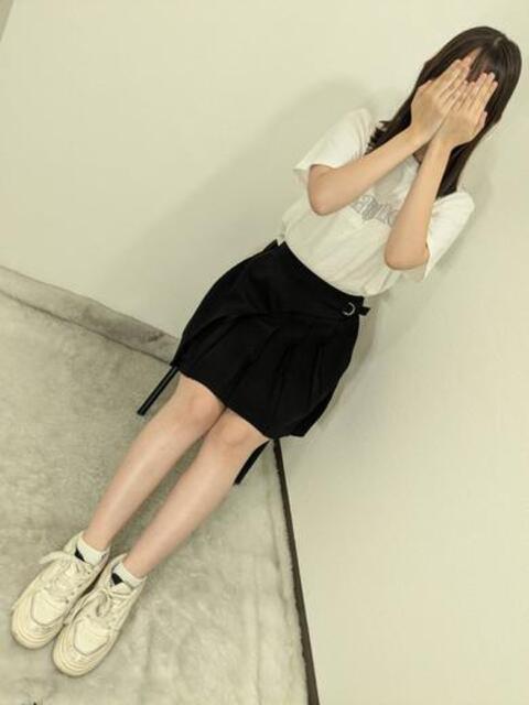 ももな 池袋しろパラ（ホテヘル（手コキ・オナクラ））