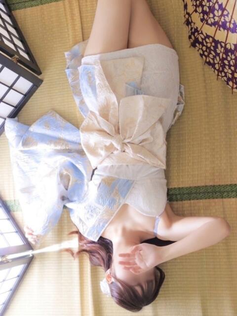 こと 三つ乱本館（ファッションヘルス）