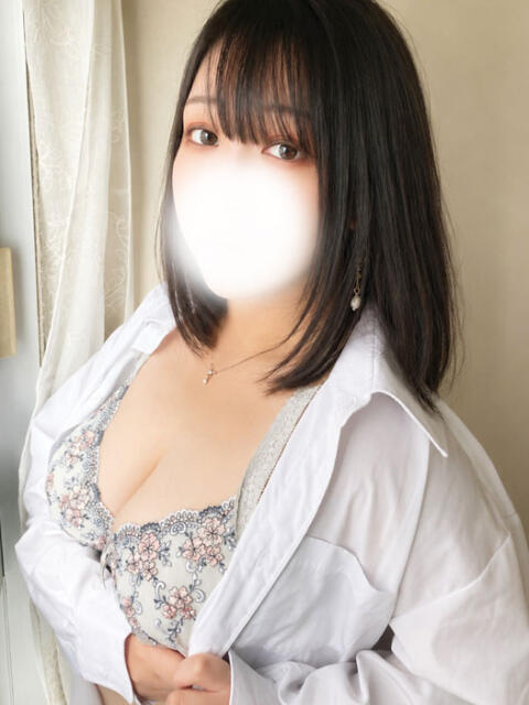 ひびき ぽっちゃり巨乳素人専門店ぷにめろ八王子店(ぽっちゃり系デリヘル)