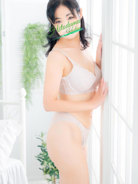 りこ 小岩人妻花壇(人妻系デリヘル)