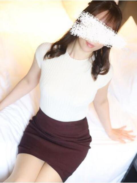 秋山なるみ(あきやまなるみ) 鶯谷ナンバーワン(人妻デリヘル)