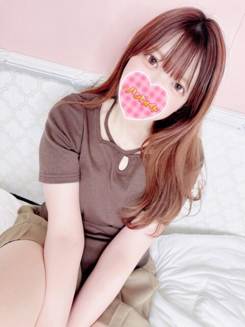 なつみ 神田ハンドメイド(美少女手コキ専門店)