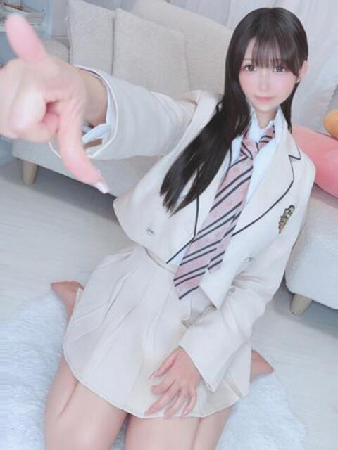りり E+アイドルスクール品川店(デリヘル)