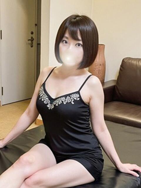 中村(なかむら) Ageha（あげは）（美人奥様デリヘル）