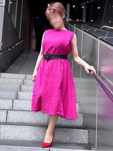 けいな 新宿・新大久保おかあさん（熟女デリヘル）