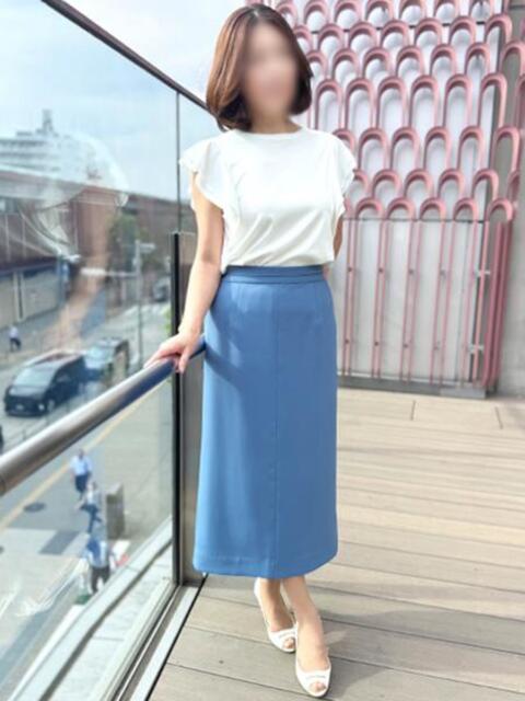 なつな 新宿・新大久保おかあさん（熟女デリヘル）