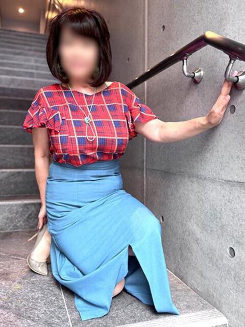 ももこ 新宿・新大久保おかあさん（熟女デリヘル）