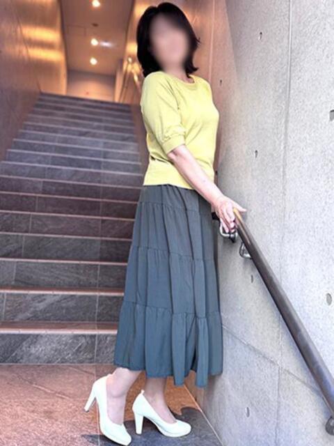 まなみ 池袋おかあさん（待ち合わせ型ヘルス）