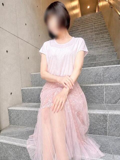 しおり 池袋おかあさん（待ち合わせ型ヘルス）