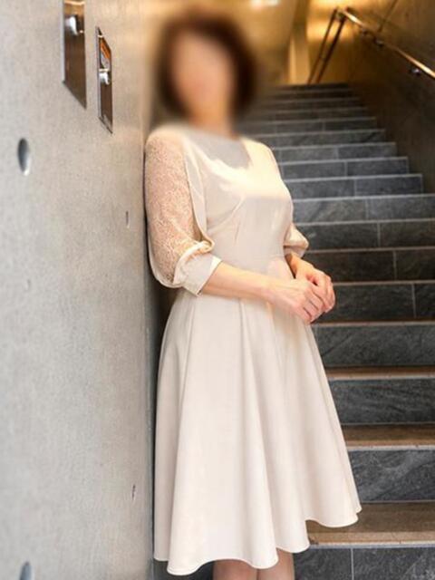 みさき 池袋おかあさん（待ち合わせ型ヘルス）