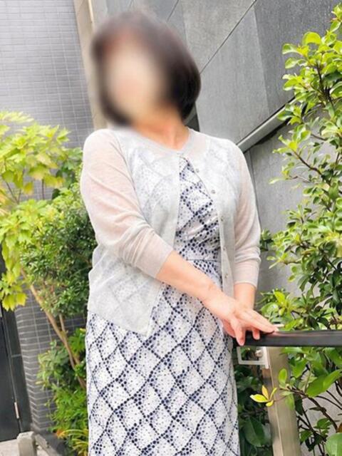 しずく 池袋おかあさん(待ち合わせ型ヘルス)