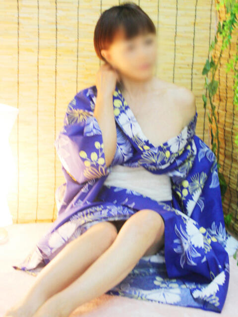 ゆり 完熟ばなな 横浜（人妻熟女デリヘル）