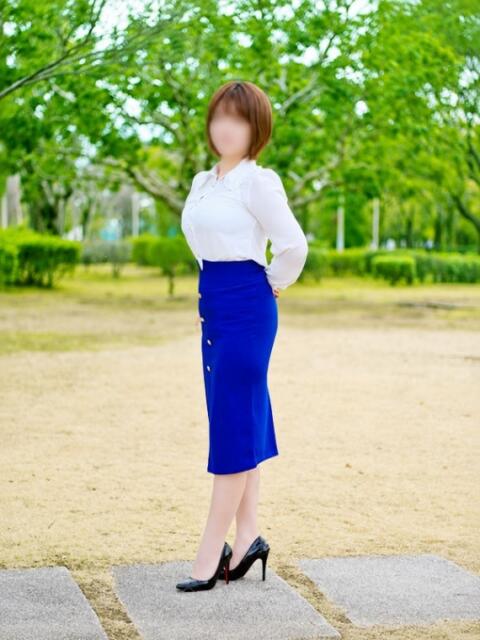 安田渚 こあくまな熟女たち 加古川店 (KOAKUMAグループ)(人妻・熟女デリヘル)