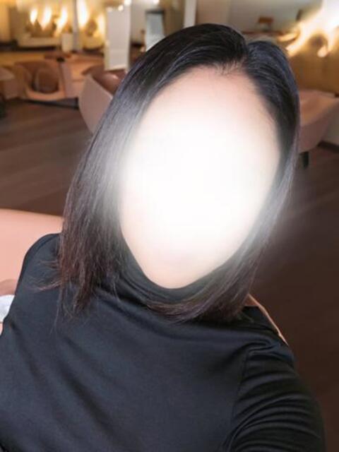 新人ひとみ（秋田） 奥さんの香り（人妻デリヘル）