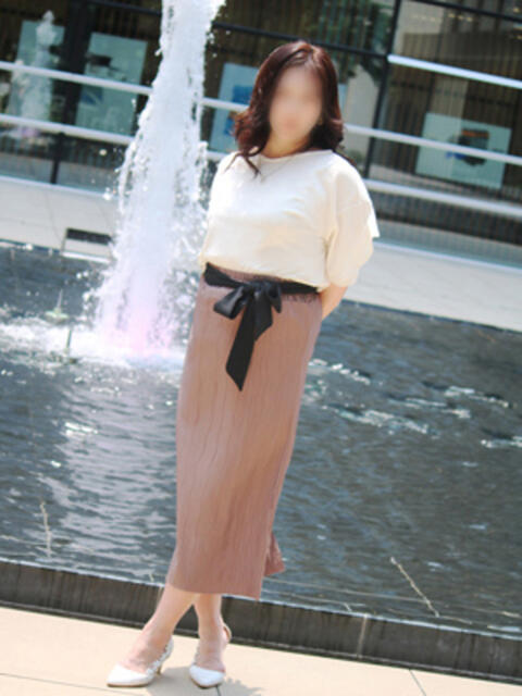 ともね 完熟ばなな 立川(熟女系デリヘル)