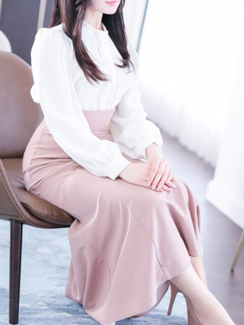 新人・穂乃香(ほのか) グランドオペラ東京（高級デリヘル）