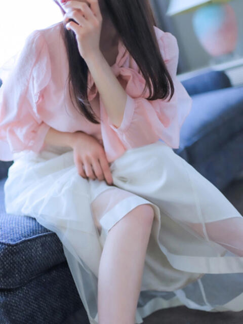 新人・瀬奈(せな) グランドオペラ東京（高級デリヘル）