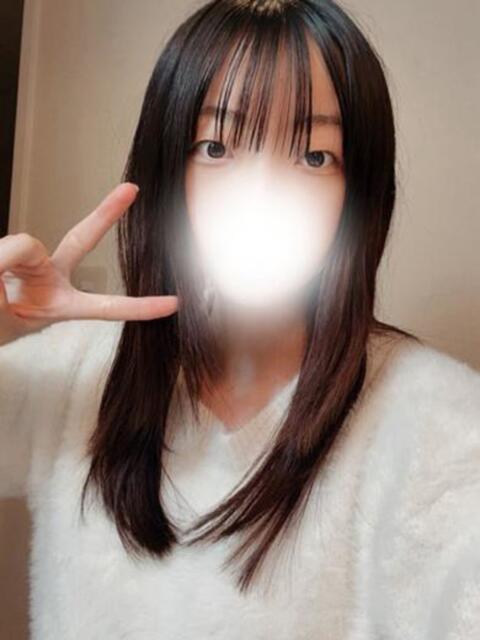 未経験大学生（体験）ちかちゃん ロイヤル　アテンダー（デリヘル）