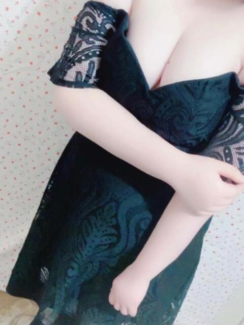 いの 白いぽっちゃりさん（ぽっちゃり専門ホテヘル）