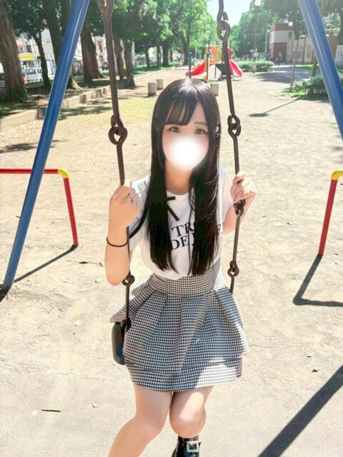 なり(業界未経験のロリっ子) おクンニ天国~Rising Group~(店舗型オナクラ(クンニ☓手コキ))