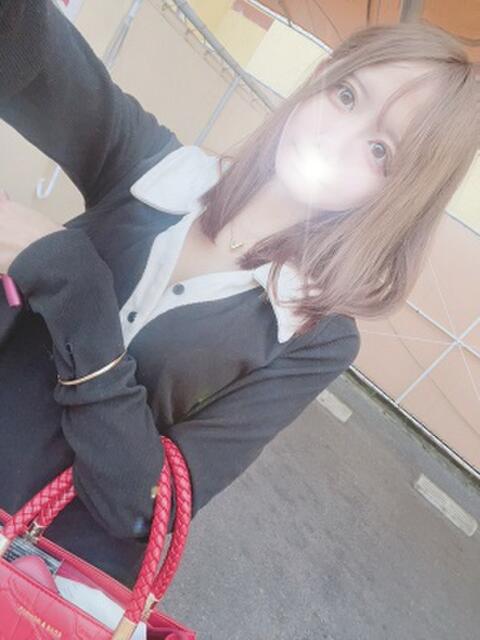 うらら 極痴女専科 eros妻～エロマ～（人妻系デリヘル）
