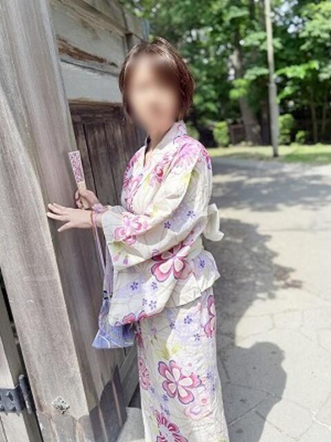 れい 完熟ばなな札幌・すすきの（人妻熟女デリヘル）