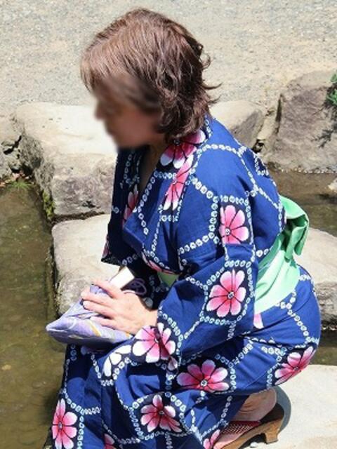 なみこ 完熟ばなな札幌・すすきの（人妻熟女デリヘル）