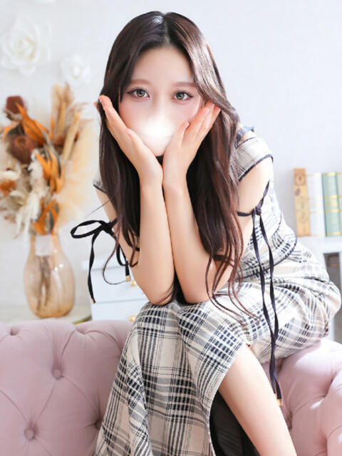 しゅり★S級未経験奇跡の原石 渋谷S級素人清楚系デリヘル chloe（デリヘル）
