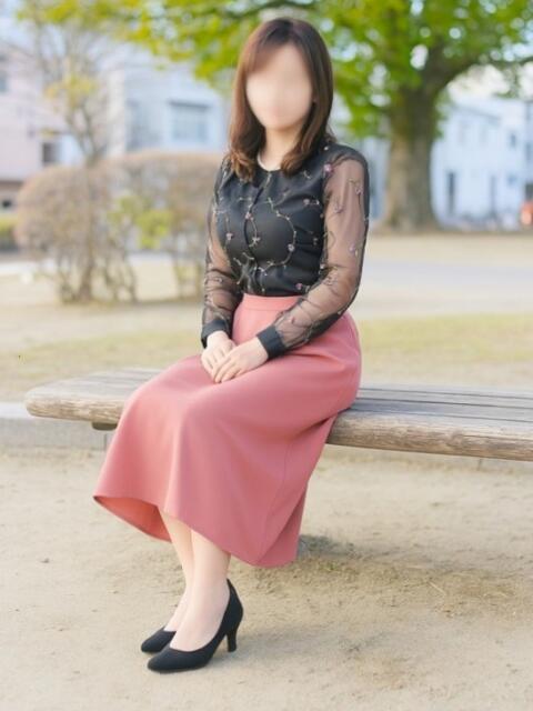 高橋 えみり こあくまな熟女たち 周南・徳山店(KOAKUMAグループ)(人妻・熟女デリヘル)