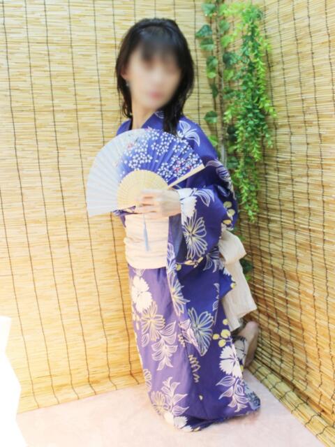 しずか 完熟ばなな 横浜(人妻熟女デリヘル)