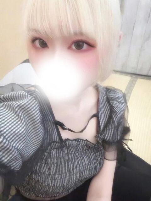 柊いぶき 全裸にされた女たちor欲しがり痴漢電車（ホテヘル）