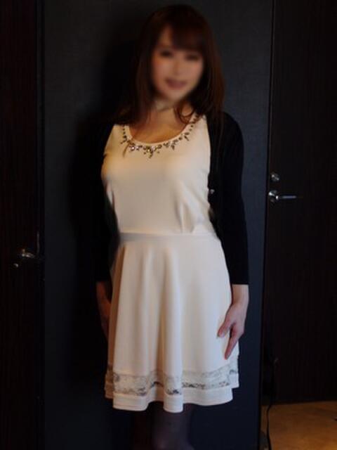 平野美鈴 Ebisu 派遣Wife 浮世（デリヘル）